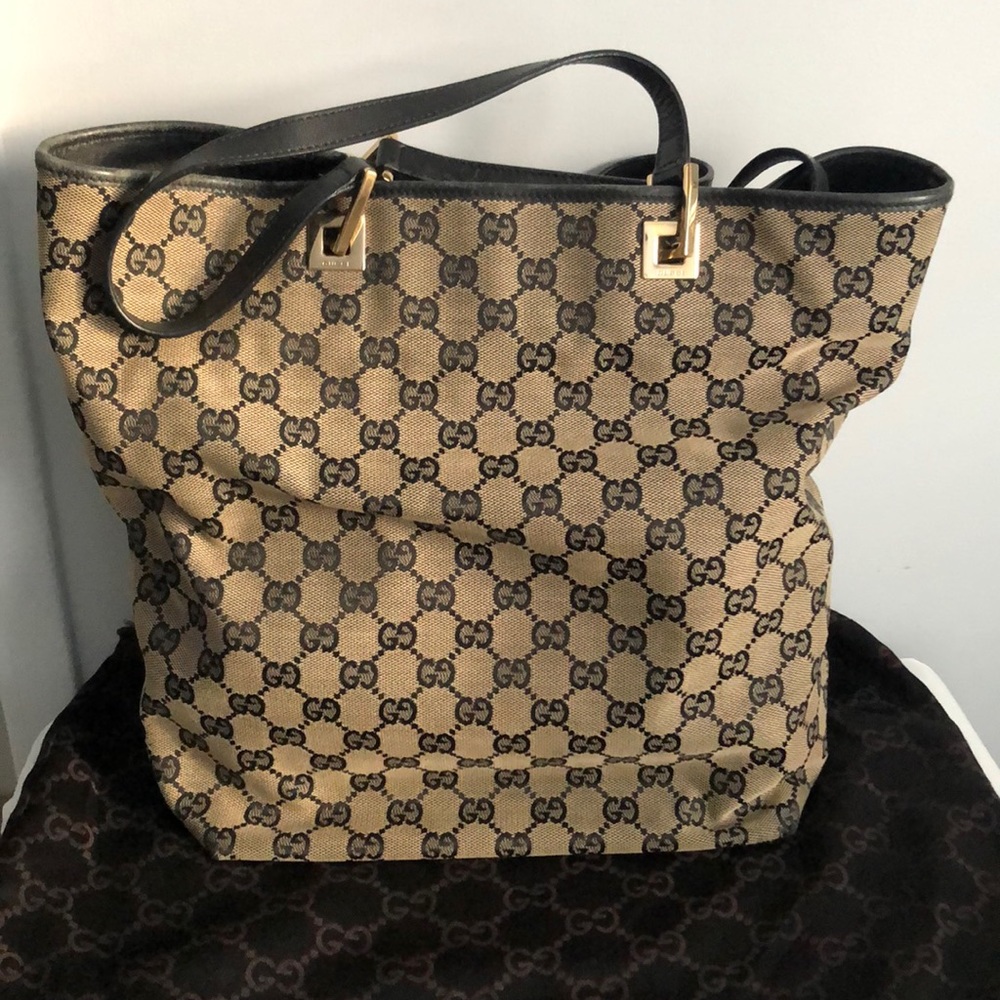 🔥GUCCI🔥Y2K vintage medium fabric GG bucket tote